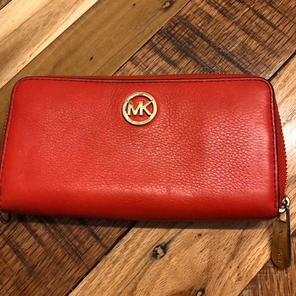 Michael Kors Coral Pink Wallet